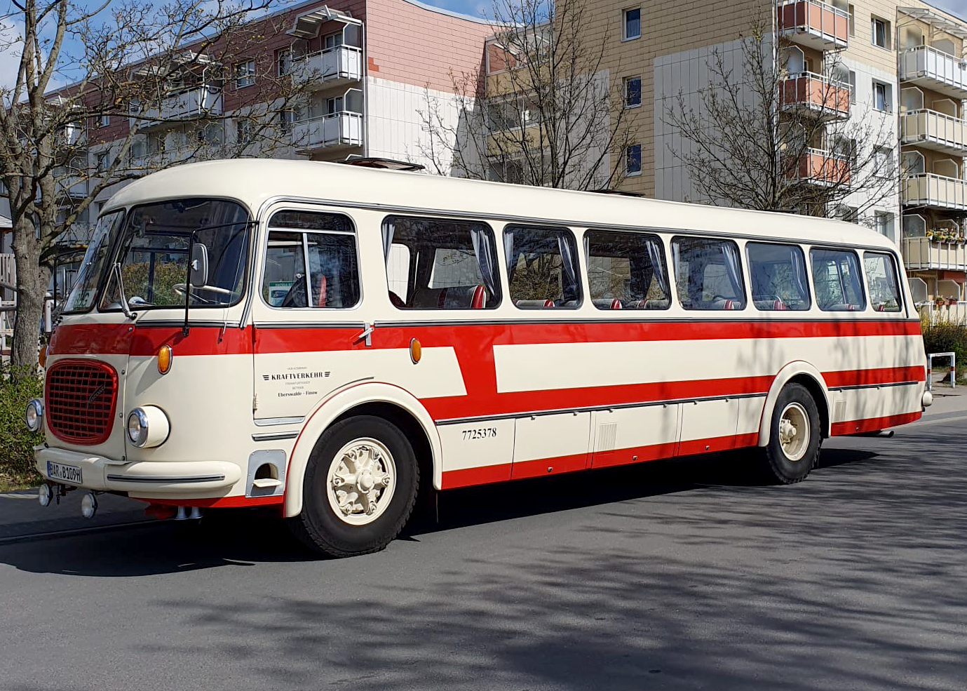 Bustour.JPG